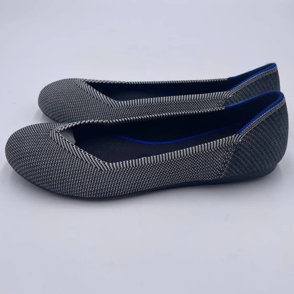 Like new Rothy’s cloud grey Birdseye round toe shoes - Picture 2 of 14